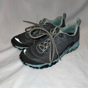 Oboz Women’s US 8.5 Blue Black Low Hiking Athletic Sneakers shoes